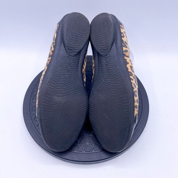 Clarks Women's Gracelin Wind Dress Ballet Flat Leopard Print Cap Toe Size 7 - Picture 7 of 10